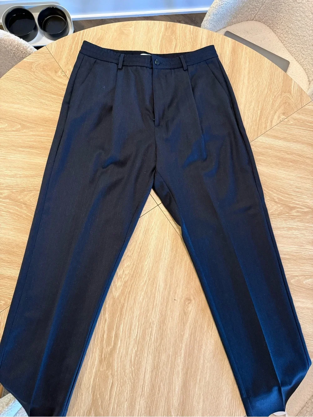 Banana Republic Men's Navy Relaxed Pleated Dress Pants